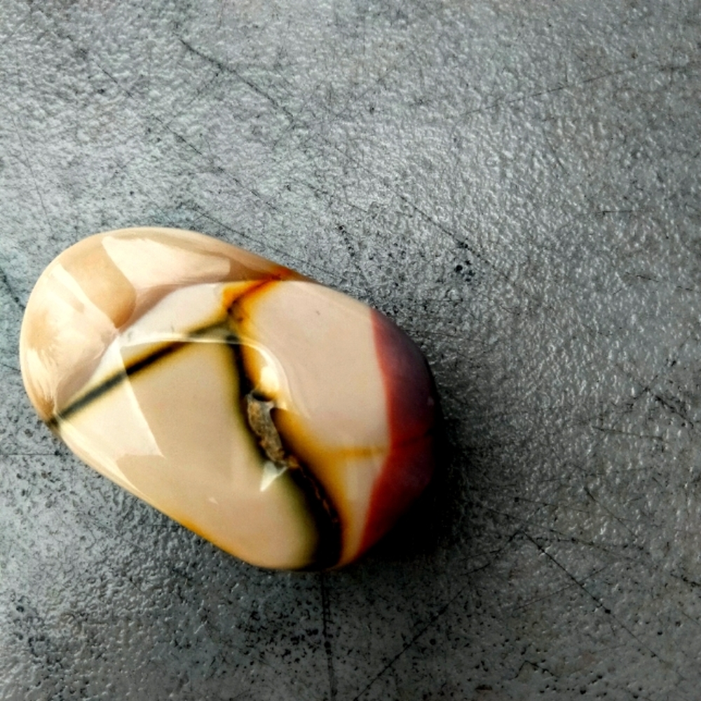Mookaite palm stone